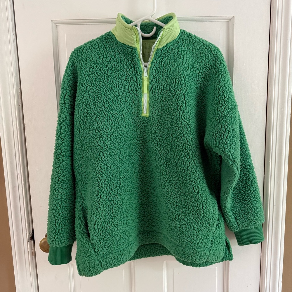 Aerie Bright Green oversized Sherpa Pullover - sz Small